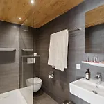 Montana Hotel